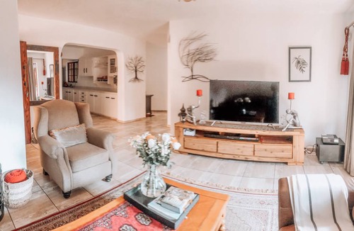 Faerie Glen House | 900 m² House ∙ 5 bedrooms ∙ 12 guests