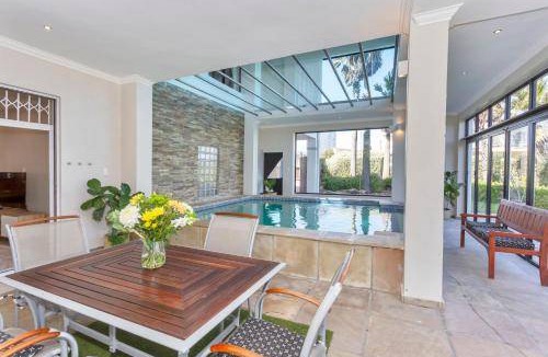 Bloubergstrand Villa | 900 m² Villa ∙ 5 bedrooms ∙ 12 guests