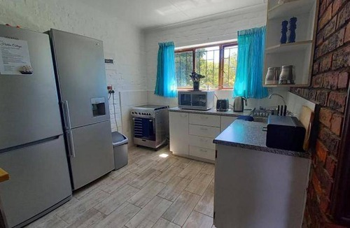 Bredasdorp House | 92 m² House ∙ 2 bedrooms ∙ 5 guests