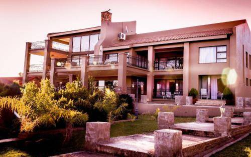 Hartbeespoort Bed & Breakfast | 93 m² Bed and breakfast ∙ 4 guests