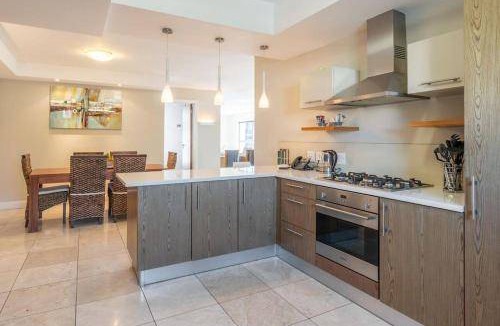 Victoria and Alfred Waterfront Apartment | 95 m² Apartment ∙ 2 bedrooms ∙ 4 guests
