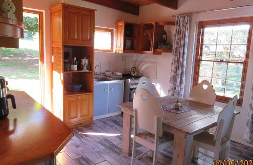 Caledon Apartment | 96 m² Apartment ∙ 2 bedrooms ∙ 4 guests