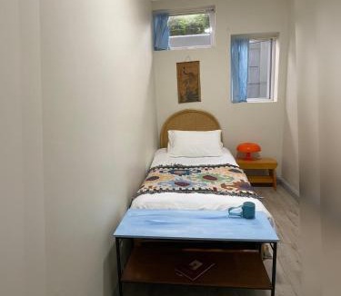 Muizenberg Apartment | A 5 min walk to the beach