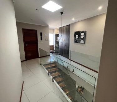 Kempton Park House | A beautiful modernize 4 bedrooms stand alone house