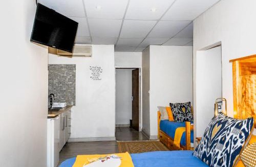 Bloemfontein House | A Cherry Lane Self Catering and B&B