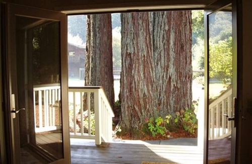 Cazadero House | A Family Retreat Among the Redwoods.