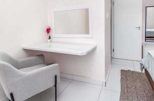 Eikenbosch House | A Rare Minimalist concept in a Quiet Location with Heavenly's view
