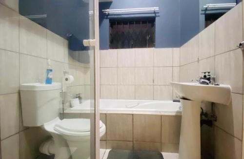 Kempton Park Apartment | A spacious 2bedrooms apartment in the heart of Kempton Park