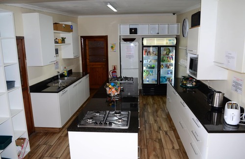 Green Point Hostel | A Sunflower Stop - Hostel