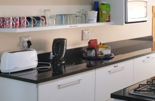 Green Point Hostel | A Sunflower Stop - Hostel