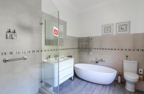 Fish Hoek House | A Tuscan Villa Guest House
