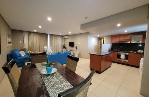 Durban Point Apartment | Accommodation Front - Fabulous 4 Sleeper with Jaw - dropping Views