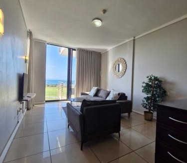 Durban Point Apartment | Accommodation Front - Ocean View 2 Sleeper