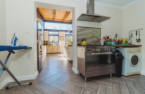 George House | Acorn Guest House