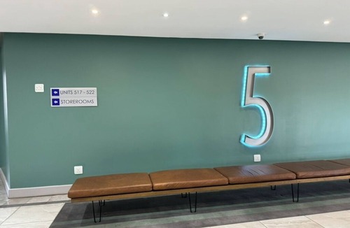 Pretoria Apartment | Acoustic Apartment is near Sunbed Arena, Menlyn Mall, with Fitness area