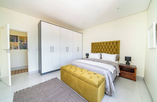 Germiston Apartment | Ada 5