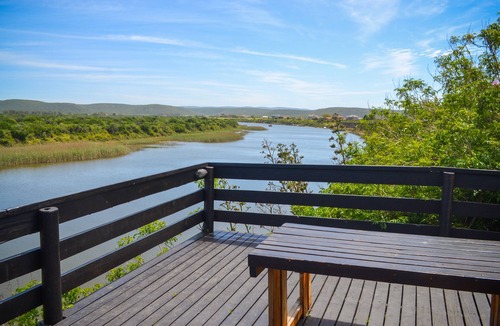 Colchester House | Addo Park View - Sundaze Riverside