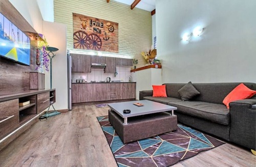 Woodmead Apartment | Advas' double delight with inverter!