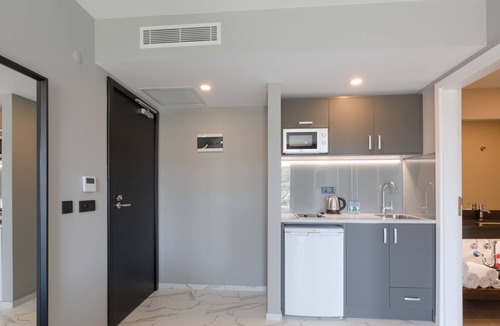 Cesme Apartment | AEGEAN Apartments Cesme - Suite Superior Room, Sea View, Living Room