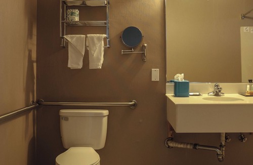 South of Market Hotel | Affordable SF Centrally Located Motel Room,Free Parking,Near Moscone,Breakfast