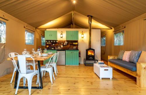 De Doorns Ski Chalet | AfriCamps at Karoo 1