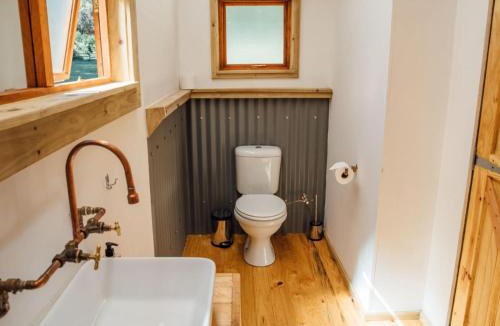 Behoudeniskloof Ski Chalet | AfriCamps Waterberg