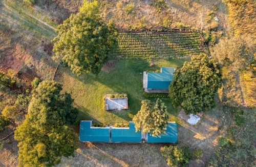 Hartbeespoort Ski Chalet | African Future House