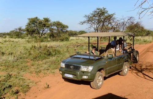 Magaliesberg Cabin | African Hills Safari Lodge & Spa