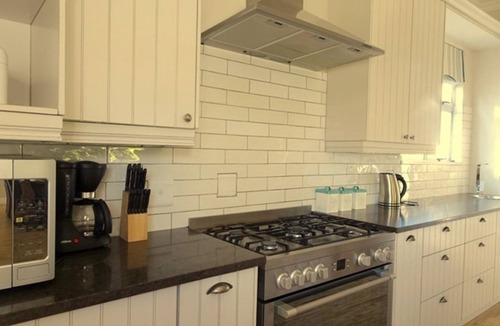Durbanville Cottage | African Palm Cottage