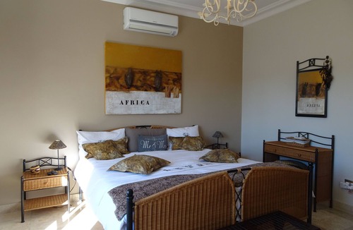 Durbanville Bed & Breakfast | African Room Guesthouse