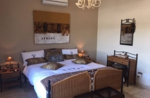 Durbanville Bed & Breakfast | African Room Guesthouse