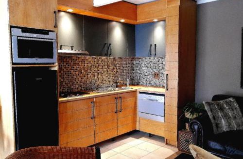 Capri Apartment | African Violet - Terraces