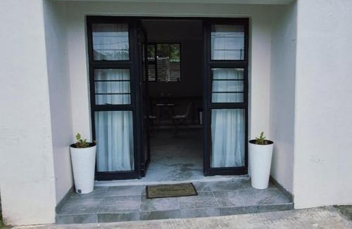 Greenfields House | Airport-way via Trent
