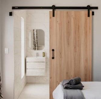 Robertson House | Albatross Lodge - Silwerstrand Golf and River Estate