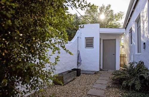 Voelklip Cottage | Aldo 315 contemporary farmhouse - Family friendly
