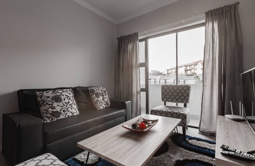 Greater Johannesburg Metropolitan Area Apartment | #AlimamaSpaces: Chelsea M's Heights