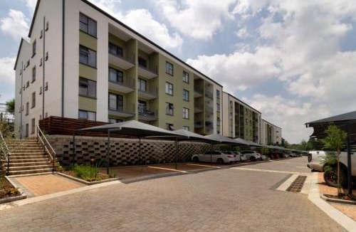 Boksburg Apartment | #AlimamaSpaces Pano's Greenpark