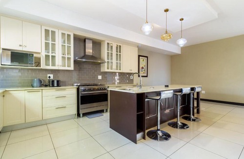 Centurion House | #AlimamaSpaces:The Chiwa's Mansion