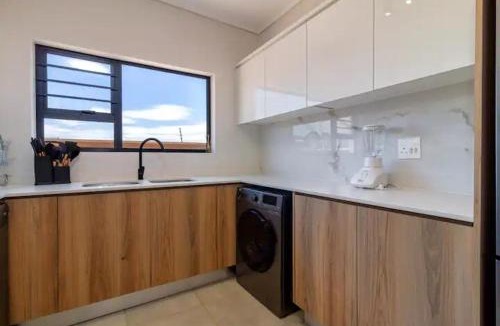 Kareeberg Apartment | #AlimamaSpaces The Manson Munyaka Villa