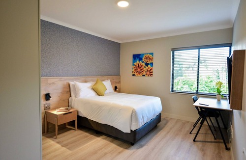 Rondebosch House | All Africa House