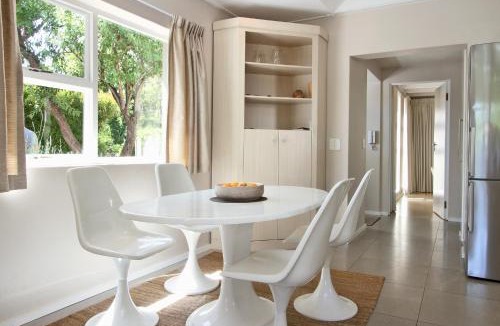 Steenberg Estate House | Almondbury Cottage