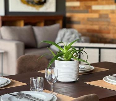 Botha's Hill House | ALOE cottage Valley of a 1000 hills