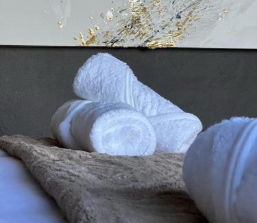 Botha's Hill House | ALOE cottage Valley of a 1000 hills