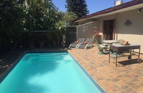 La Rochelle Villa | Aloma Holiday Home