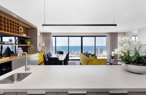 Sea Point Apartment | Alpha One 501 by HMH