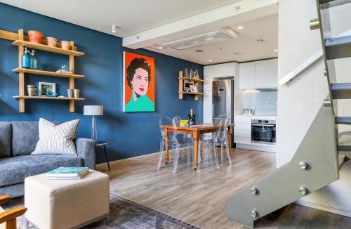 Bo'Kaap Apartment | Always-Power Stylish De Waterkant Loft