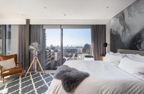 Bo'Kaap Apartment | Always-Power Trendy De Waterkant Loft