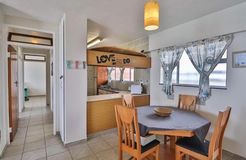 Kingsborough Apartment | Amanzi 1704 Amanzimtoti