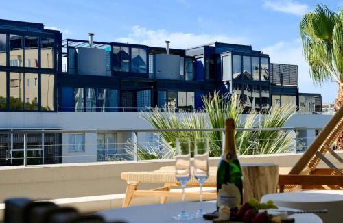 Victoria and Alfred Waterfront Apartment | Amanzi V&A Luxury Apartments-Suite 301
