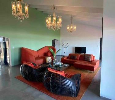 Trafalgar House | Amasundu Beach House Trafalgar